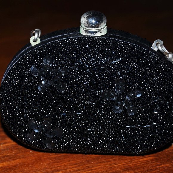Inge Christopher Floral Seed Bead Evening Purse Black & Silver Clasp Closure - Picture 3 of 8